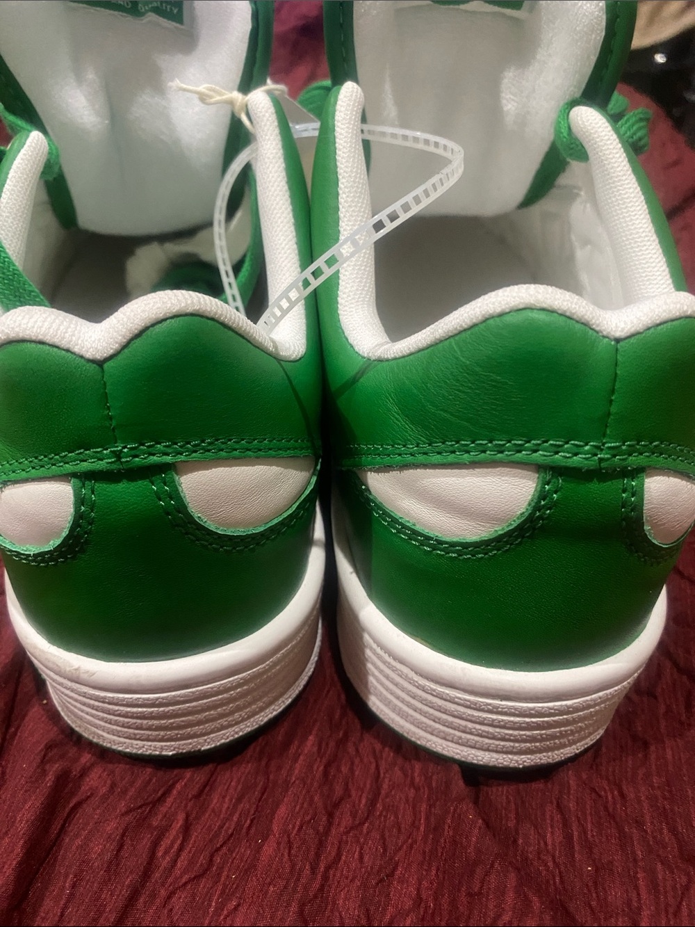 Converse Low-Top Sneakers in White & Green - Picture 3 of 7